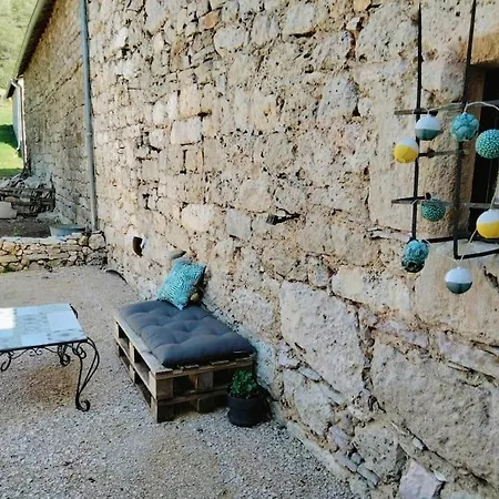 Chez Guetou De Charme En Lozere 펜션
